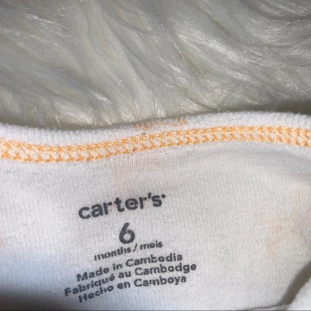 Carter’s long sleeve onesies bundle - 6 months